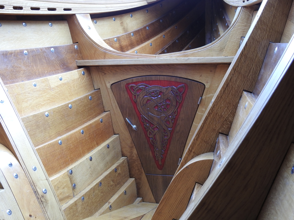 Heck Wikingerschiff | April 2025