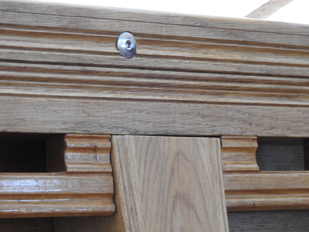 Dollbordbalken auf Endspant, darunter die Schildriemenleiste | Wikingerschiff