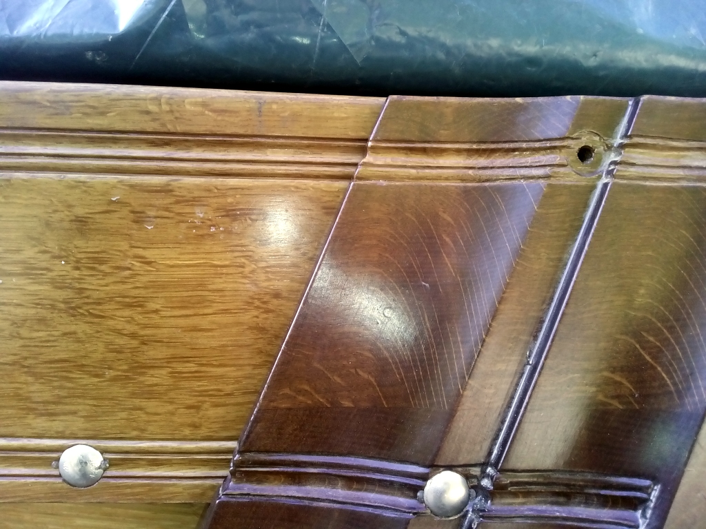 Ruderhalterung für Seitenruder am Heck (Steuerbord)- Oktober 2024