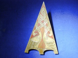 Tingl, oberstes Dreieck hinten