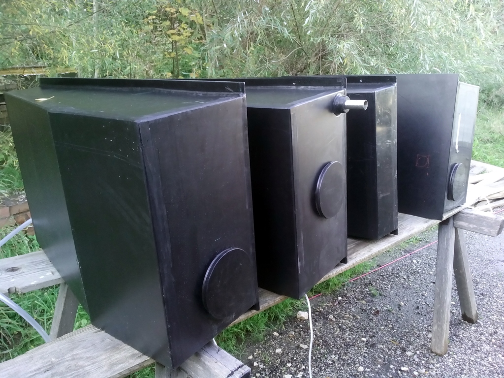 Einbau der Wassertanks ins Wikingerschiff | Oktober 2024